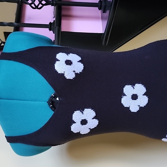 Divided H&M Sweater Flower Dress - SZ S - Picture 2 of 7